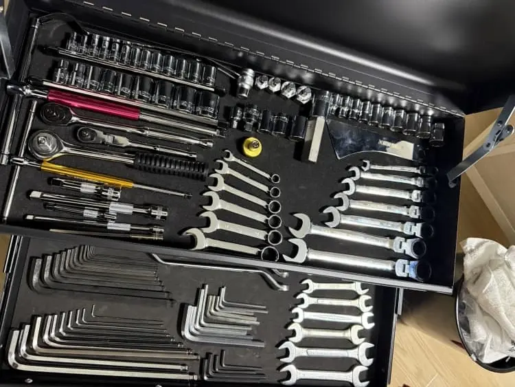 札幌の家具組み立て代行サービスで使用する工具